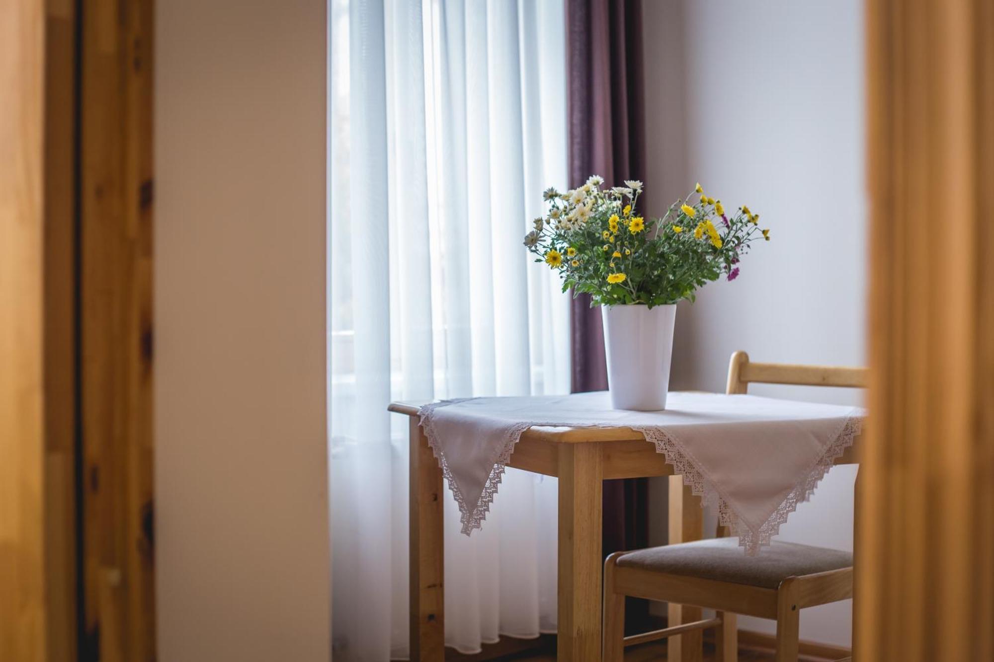 Hotel Viesu Maja Janis Madona Zimmer foto